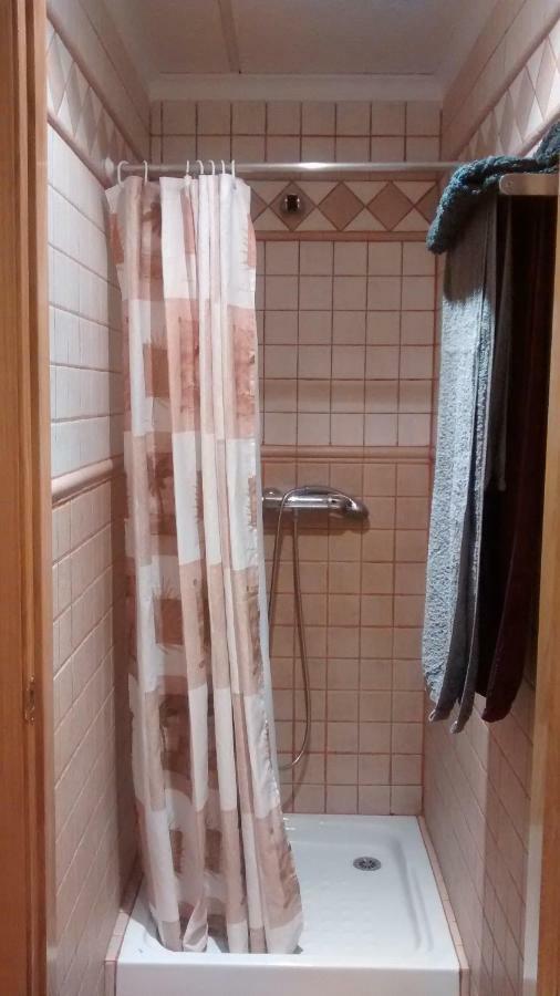 ホテル Hostal Sant Roc Botarell エクステリア 写真